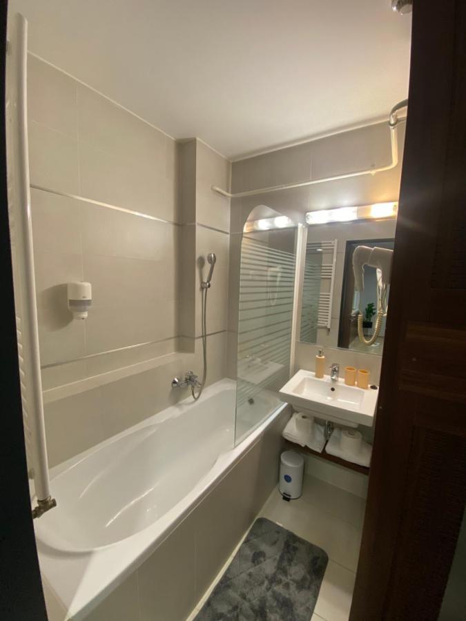 Apartamento Happy Seasons Szoboszlo Hajdúszoboszló Exterior foto